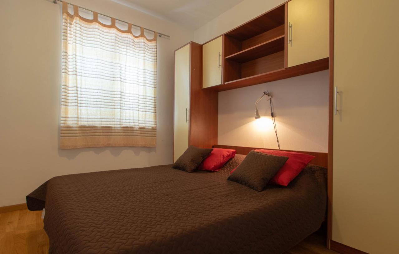 Zrnovo Apartments Valeria מראה חיצוני תמונה
